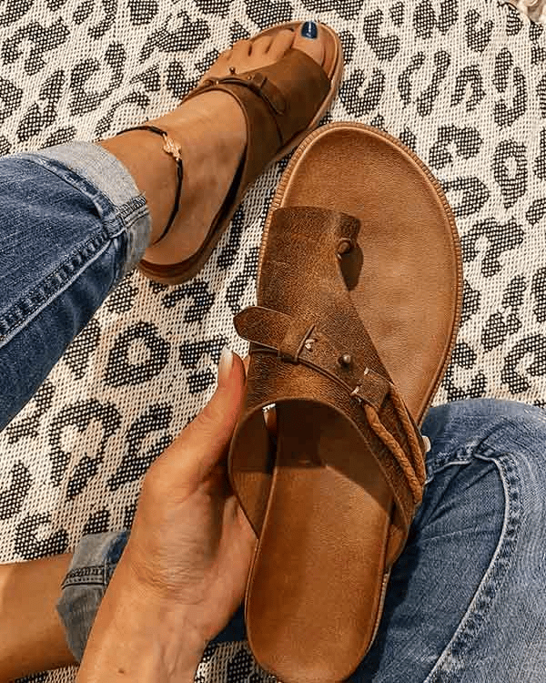 Brown ( Almost Sold Out) / 11