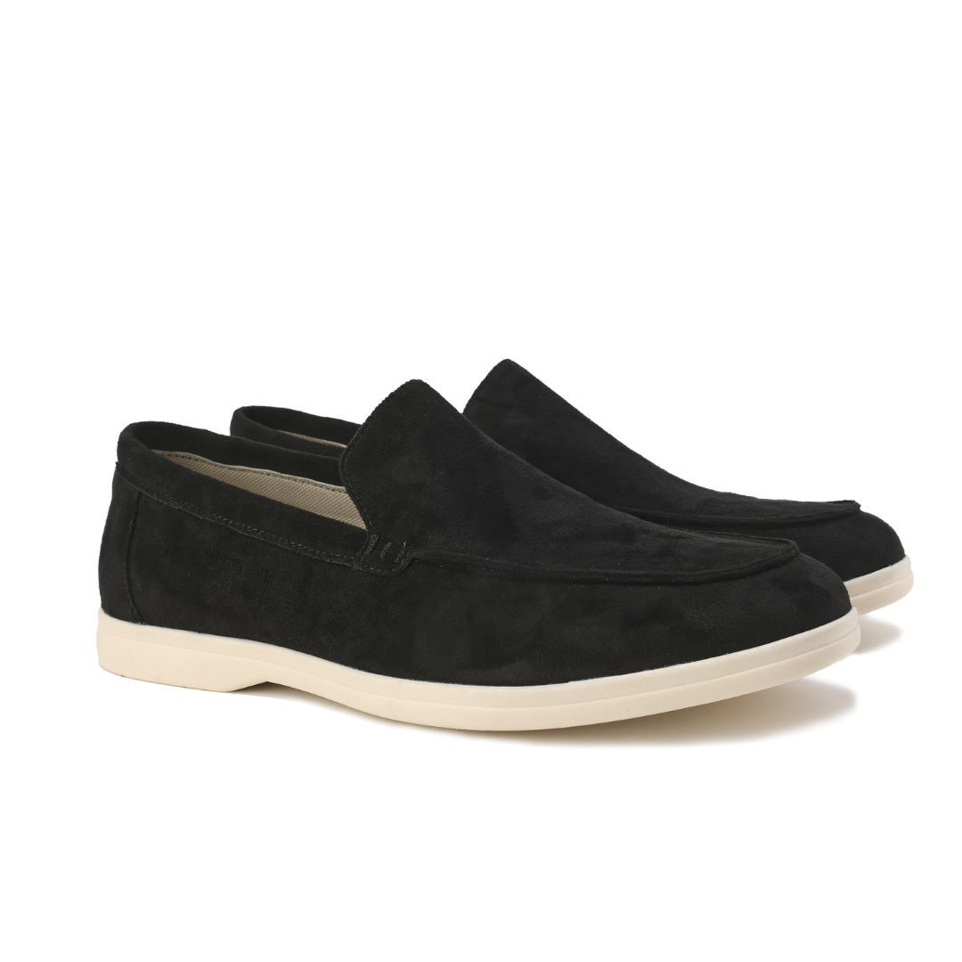 Black / US 15