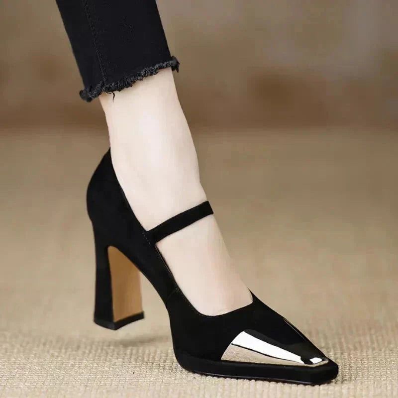 Black / 8
